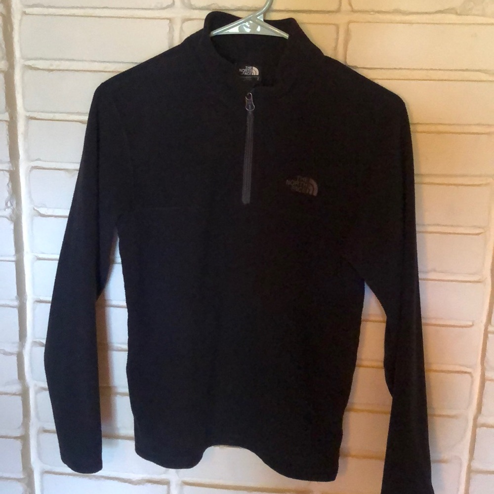 Boys North Face half zip pullover